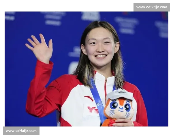 李冰洁两银一铜创纪录 中国泳军新加坡世锦赛砥砺前行