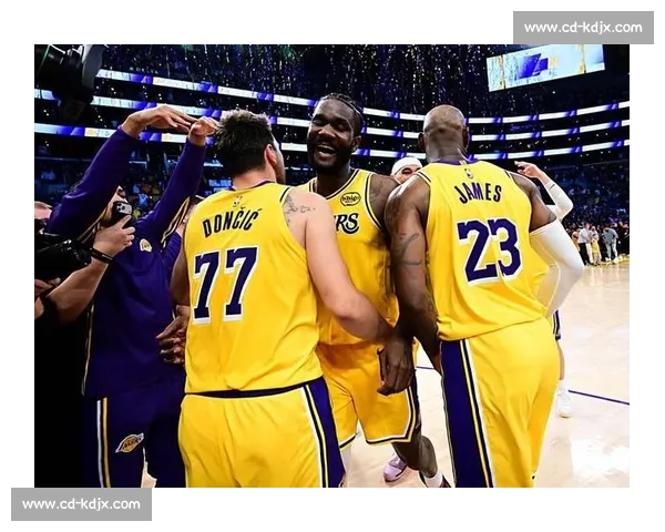 NBA总决赛湖人对热火G1全场录像回顾与关键时刻解析